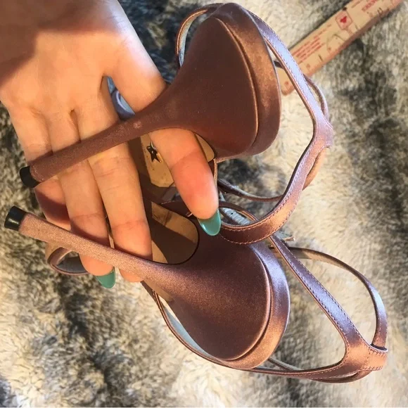 Christian Dior Dway Metallic Thread Embroidered Satin Sandal Heels Rose Des - Picture 9 of 9